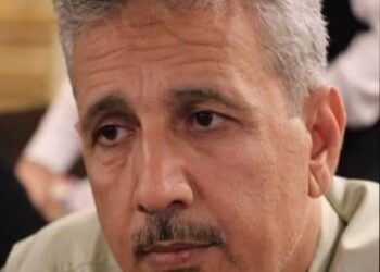 دعِ القصائدَ لاحرفٌ ولاقلمُ