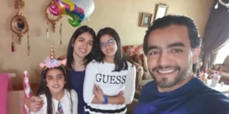 مشهد من فيلم لهاني سلامة تسبب في بكاء ابنته