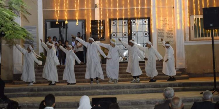 تفاعل مع فنون أطفال ثقافة المنيا في حفل 30 يونيو بنادي المهندسين