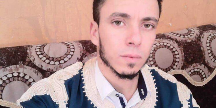 تتراقص الكلمات في شفتيّا