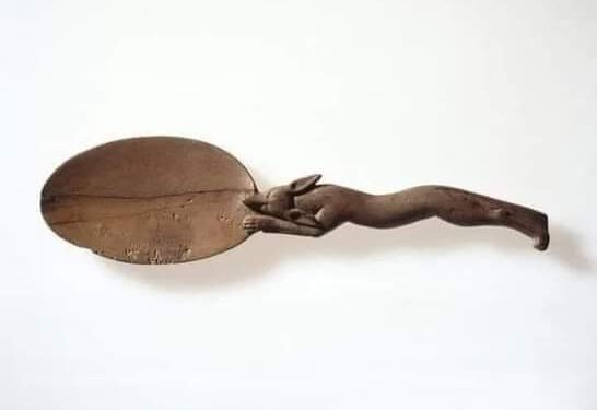 ملعقة أنوبيس …