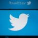رسميا.. تويتر يغير “الطائر الأزرق” لـ “X”