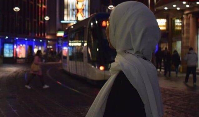 قِصَّةً قَصِيرَةً حَزِينَةٌ