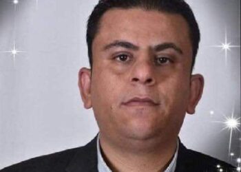 ورثت من الناي صوتا جريحا