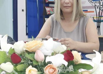 إذْ كنتُ في رحمِ السّماءِ قصيدة