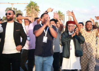 افتتاح مهرجان بنغازي للفنون مسرحية دورة الفنان فرج الطيرة