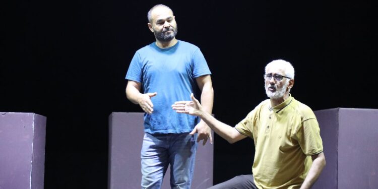 تواصل بروفات العروض المسرحية مهرجان بنغازي للفنون مسرحية