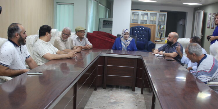 اللجنة العليا مهرجان بنغازي للفنون مسرحية يستقبل وزيرة الثقافة والفنون بالحكومة الليبية