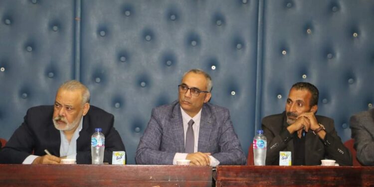 رئيس هيئة قصور الثقافة يشهد اجتماع الأمانة العامة لمؤتمر أدباء مصر 