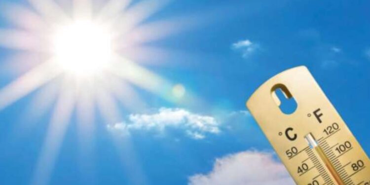 درجات الحرارة اليوم .. «الأرصاد» تحذر من أمطار ورياح مثيرة للرمال والأتربة