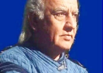 « أنا ربكم الأعلى »  كتب عصمت شاهين دوسكي