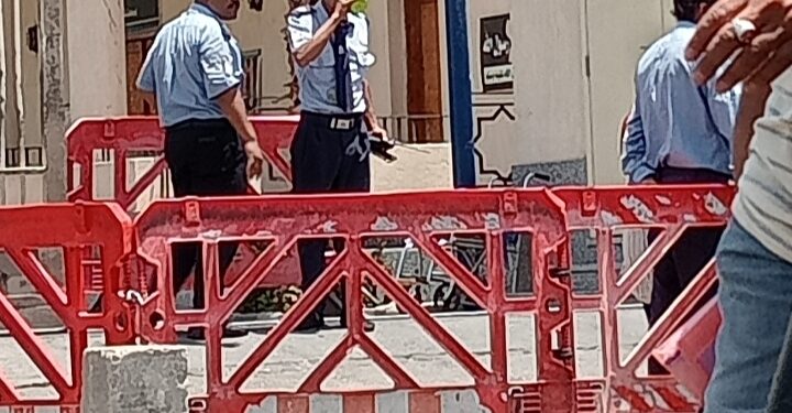 كيرسيرفس. الشمس حارقه ورجال الامن بالكرنك الدولى بشر .