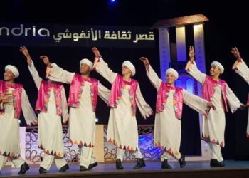 فنون بورسعيد والأقصر على مسرح قصر الأنفوشى