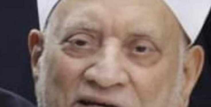 أول تعليق من أحمد عمر هاشم على حالته الصحية