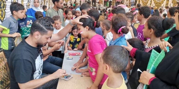 إقبال كبير على فعاليات قافلة قصور الثقافة