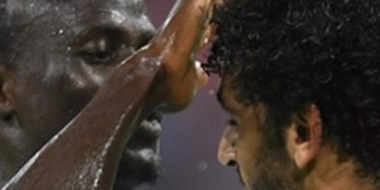 ساديو ماني يثير أزمة لـ محمد صلاح مع جماهير اتحاد جدة..