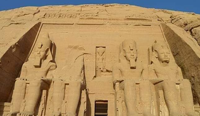 مبعد ابو سمبل …