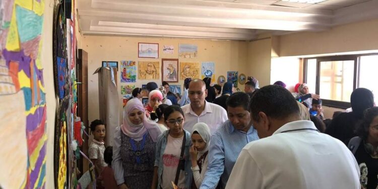 70 عملا فنيا لأطفال الثغر في العيد القومي للمحافظة