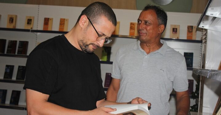 تواصل فعاليات عروض مسرحية وندوات بمهرجان بنغازي للفنون مسرحية