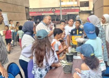 قصور الثقافة ترسم البسمة على وجوه أطفال بشاير الخير 