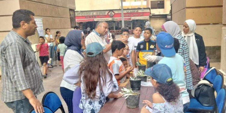 قصور الثقافة ترسم البسمة على وجوه أطفال بشاير الخير 