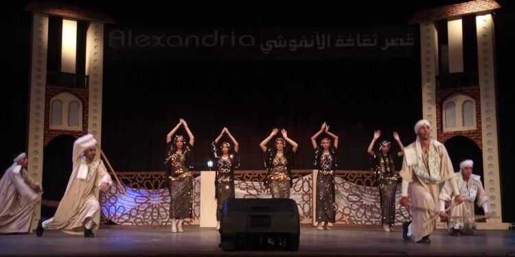 شعبية الغربية تقدم فنونها الفولكلورية على مسرح الأنفوشي 