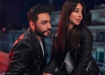 تامر حسني يُشارك صورته مع أسيل عمران ويُعلّق: “نحضّر لرحلة فنية طويله