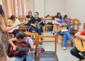 مبادئ الكتابة والمشهد المسرحي ضمن “ثقافتنا في إجازتنا”