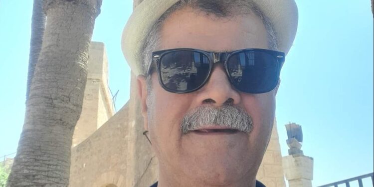 السرايا الحمراء بساحة الشهداء بطرابلس.