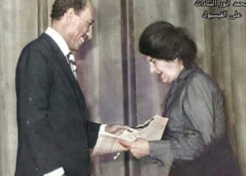 ليلة بكى فيها السادات والسر زينات صدقى