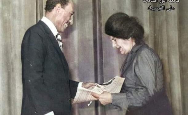 ليلة بكى فيها السادات والسر زينات صدقى