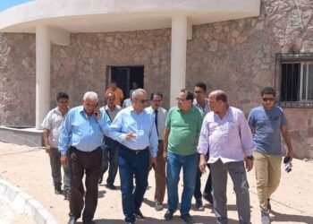 رئيس هيئة قصور الثقافة يتفقد أعمال تطوير المسرح الصيفي بطور سيناء