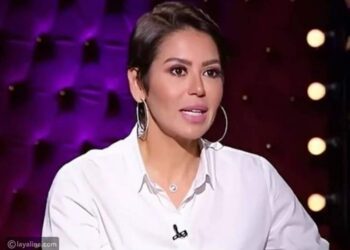 لقاء الخميسي: لم أتخط وفاة والدي أحدثه يوميًا وأسمع صوته