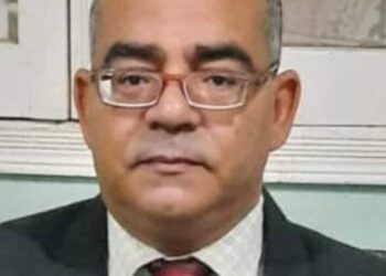 « مش عاجبَك طلقني » للكاتب طه هيكل …