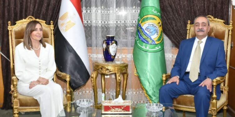 وزيرة الثقافة تفتتح الدورة 23 لمهرجان الإسماعيلية الدولي للفنون الشعبية