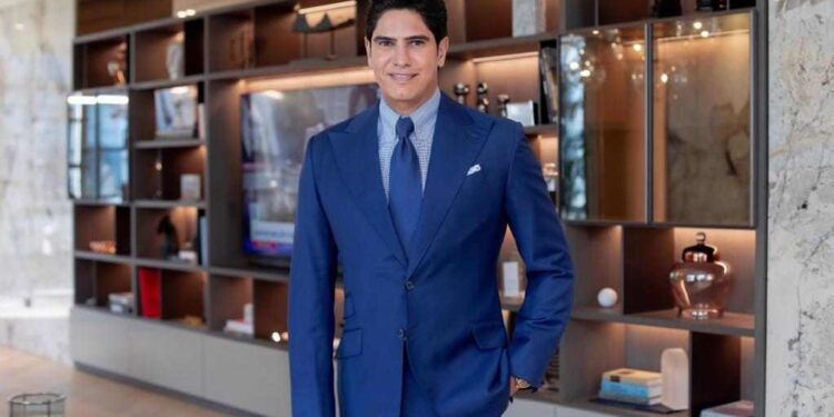 نيوز ماكس الأمريكية: أحمد أبو هشيمة رمز للنجاح في مصر .. 26 عاماً من الكفاح وتنمية المجتمع