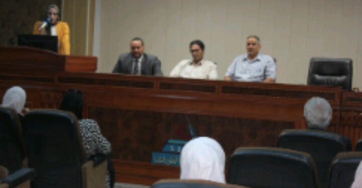 جلسة حوارية حول الإشاعة والنقد السلبي