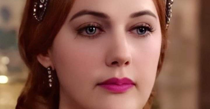 « يسألني عن الصورة » للشاعرة نهلة دحمان الرقيق