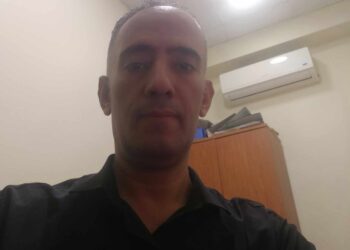 « القاصية بساطها » للشاعر عماد شكرى حجازى