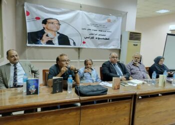 قصور الثقافة تحتفي بسيرة ومسيرة الشاعر الكبير محمود قرني