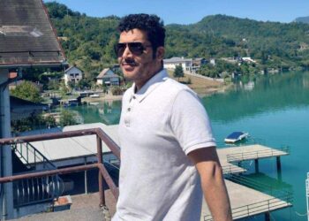 كُلِّي على كُلِّي التياعٌ هاطلُ!