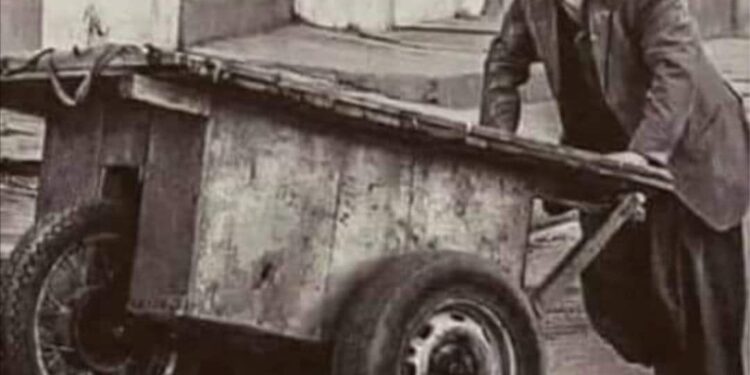 « هي الدنيا » للشاعر كريم الزيرجاوي