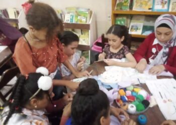 ورش متنوعة وعروض ومحاضرات توعوية ضمن الأنشطة الصيفية بثقافة أسيوط 