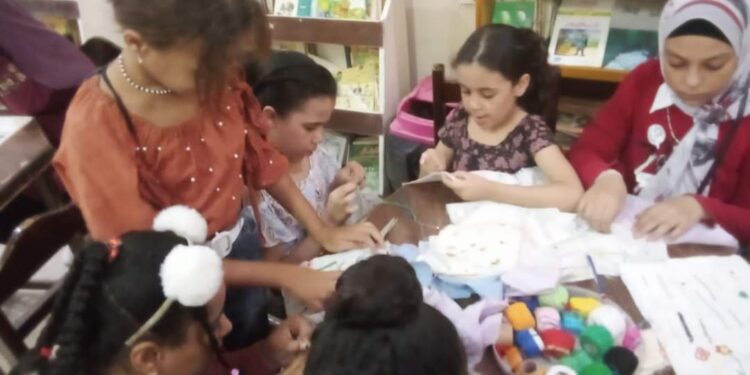 ورش متنوعة وعروض ومحاضرات توعوية ضمن الأنشطة الصيفية بثقافة أسيوط 