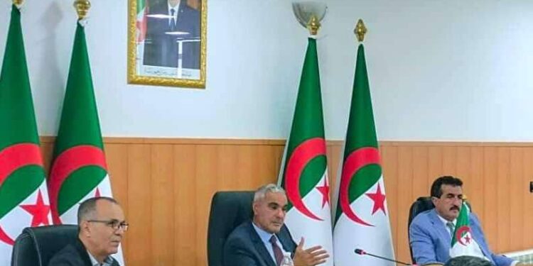  اجتماع لمناقشة مشروع التهيئة العمرانية لبلديتي برج بوعريريج واليشير