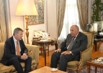 وزير الخارجية سامح شكري يلتقي المفوض العام للأونروا