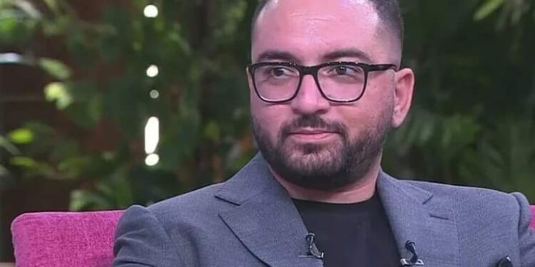 أحمد ثروت يروي تفاصيل صادمة عن مرضه …