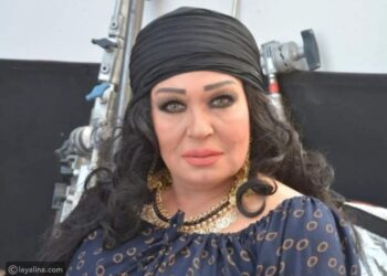 انتقادات حادة لفيفي عبده بسبب تصرف غير لائق في بث مباشر