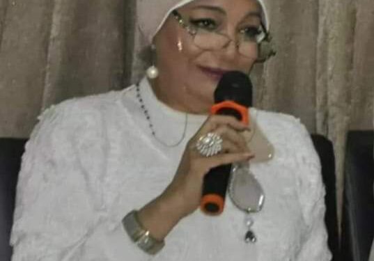 « وحيدة أنا جدا » للشاعرة باكينام حمزه