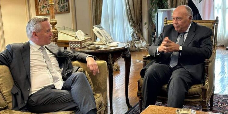 وزير الخارجية يستقبل وزير الدولة الهولندي للهجرة